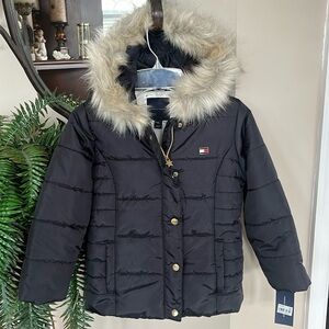 Brand New Tommy Hilfiger Black Puffer Zip Up Jacket Faux Fur Hood Winter Coat